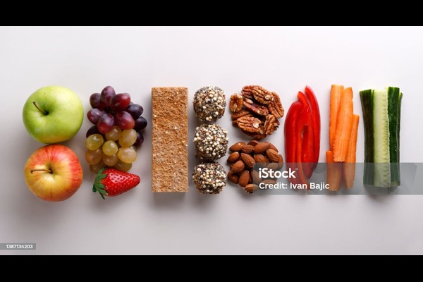 Healthy Snacking Smart Choices to Keep Your Energy Levels High Without the Sugar Crash (1)